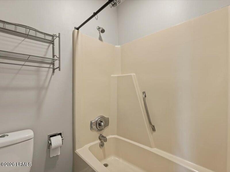 Experience the perfect blend of modern comfort and Lowcountry - photo 15