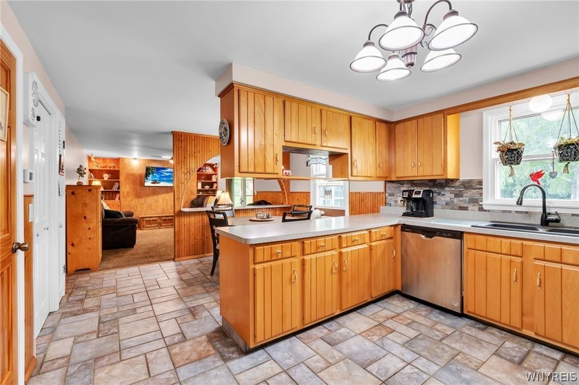 VR Pricing $329,900 to $359,900+ Welcome to 76 Villa Maria Road - photo 15