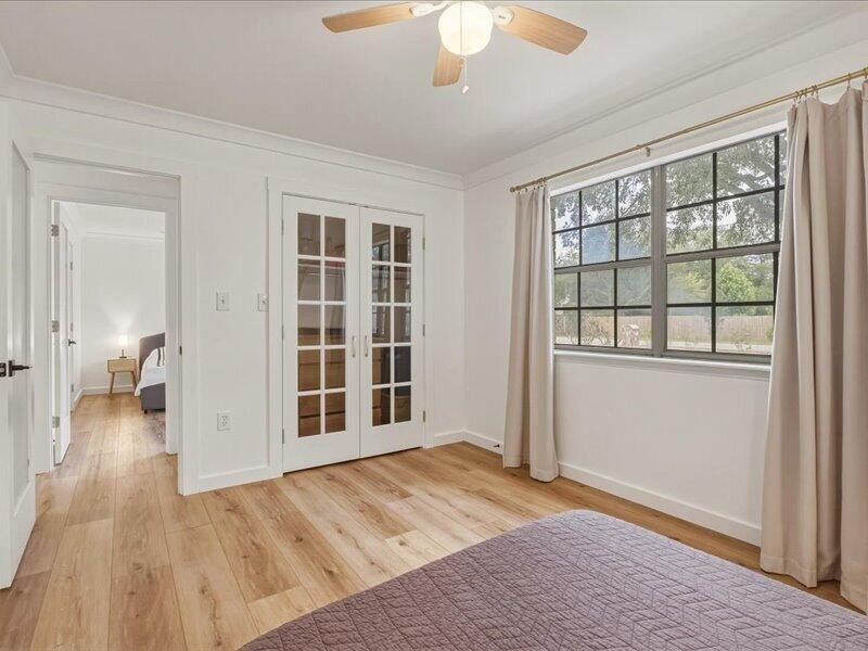 Beautifully updated 3-bedroom, 2-bath home situated on a - photo 22