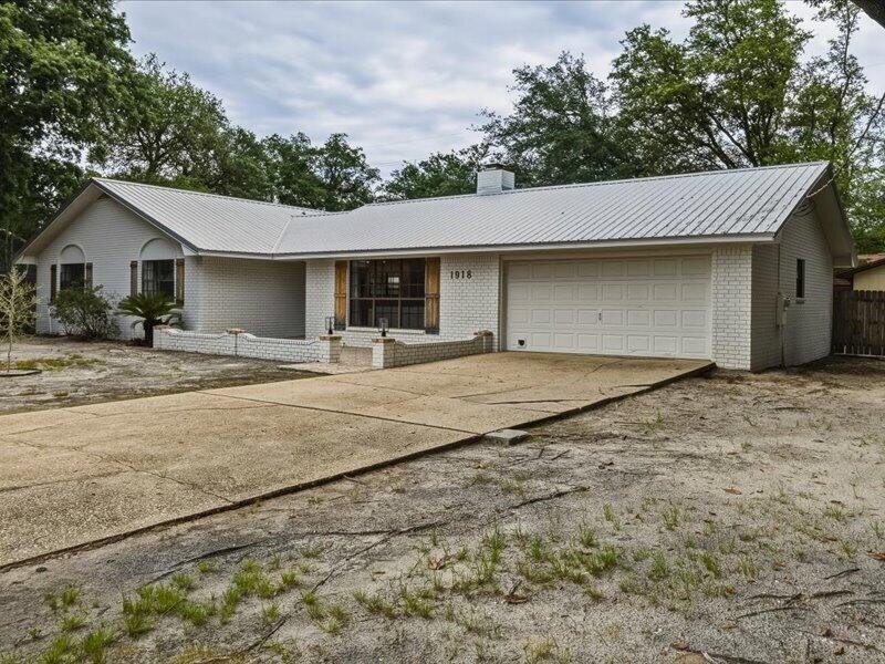 Beautifully updated 3-bedroom, 2-bath home situated on a - photo 29