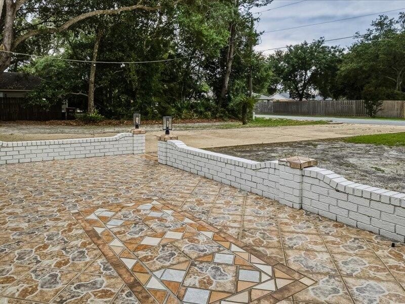 Beautifully updated 3-bedroom, 2-bath home situated on a - photo 35