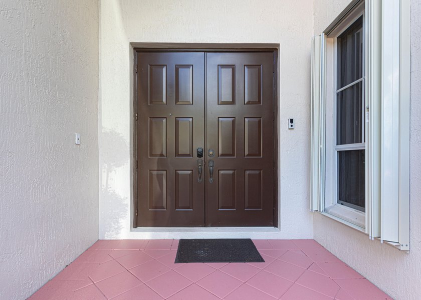 Beautiful two-story home located in The Estates at Madison Green - photo 6