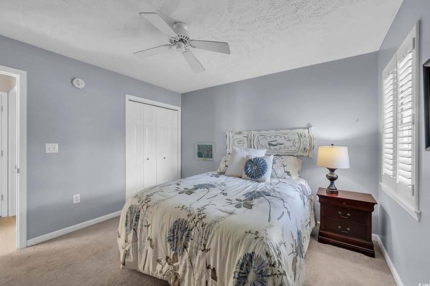 If you are looking for a turnkey, fully furnished condo with a - photo 21
