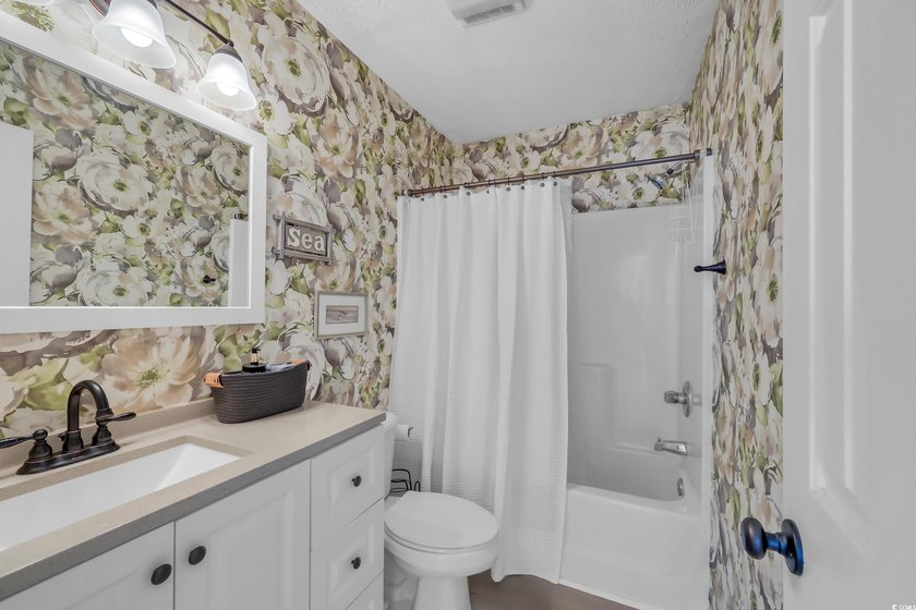 If you are looking for a turnkey, fully furnished condo with a - photo 22