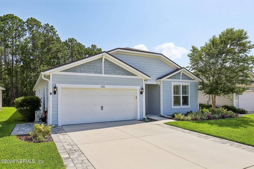 Former Pulte Model Home on a Premium Preserve Homesite! This - photo 2