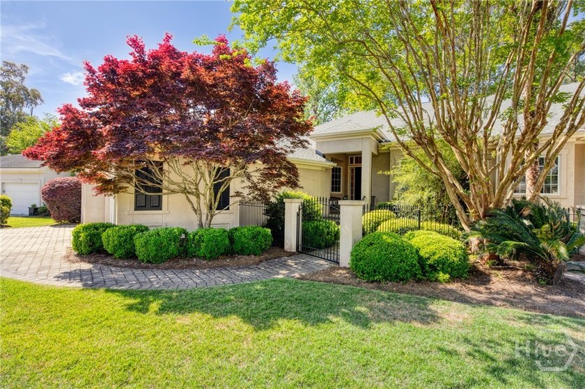 Enjoy effortless, single-level living in this beautifully - photo 2