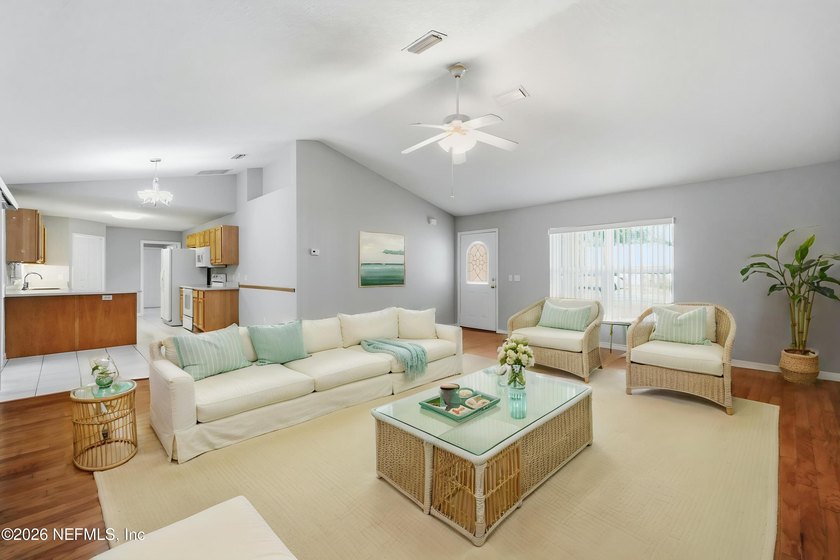 Thoughtfully updated and exceptionally maintained, this St - photo 3