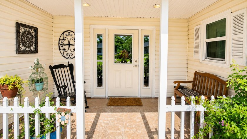 This well-maintained 3-bedroom, 2-bath home offers a bright - photo 4