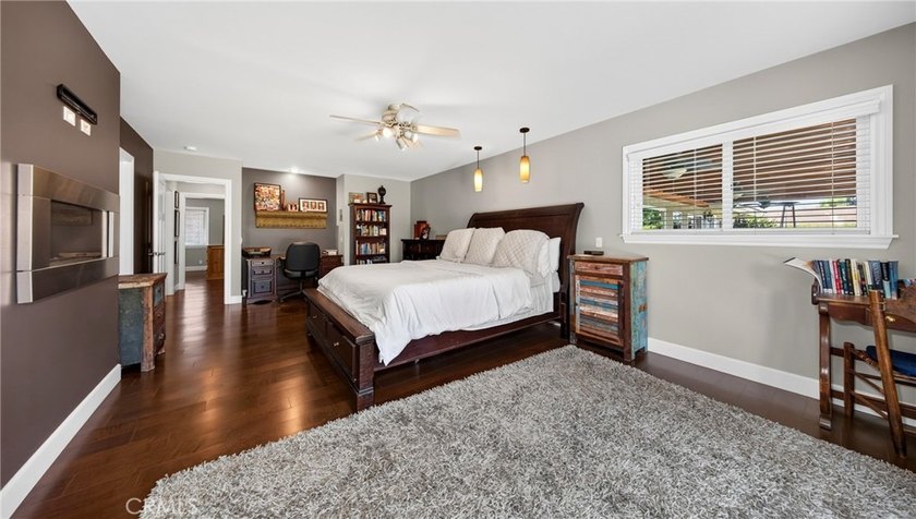 645 Los Altos - photo 16