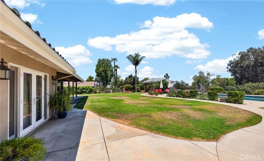 645 Los Altos - photo 30