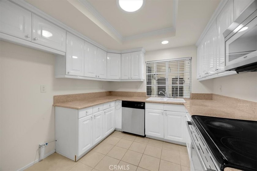 Step into your beautiful new home and tranquil living life style - photo 7
