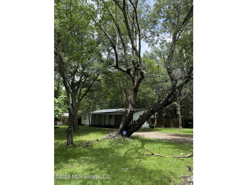 Welcome home to this beautifully updated ranch farmhouse where - photo 4