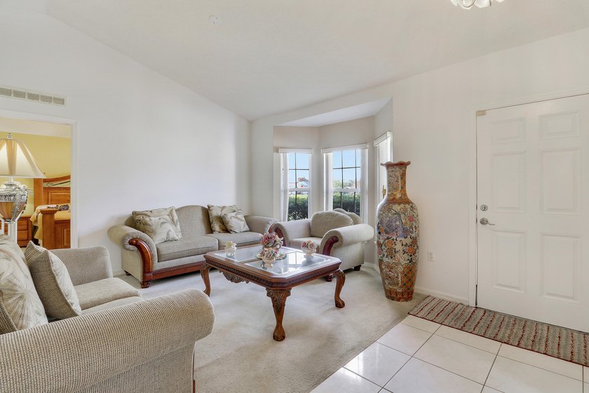 Beautiful 4-bedroom, 2-bath home located in the desirable - photo 16