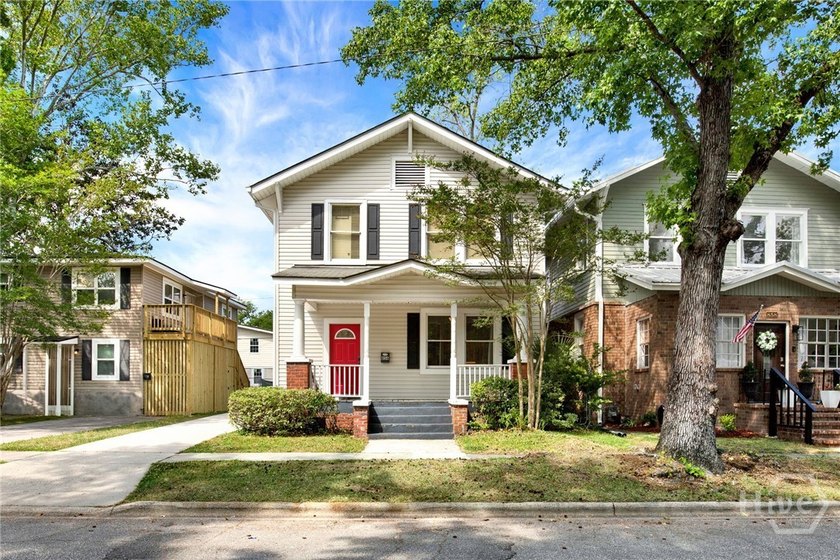 BACK ON THE MARKET THROUGH NO FAULT OF THE SELLER! Amazing home - photo 3
