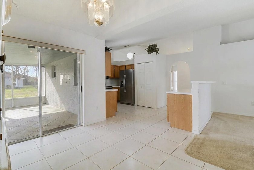 Beautiful 4-bedroom, 2-bath home located in the desirable - photo 33