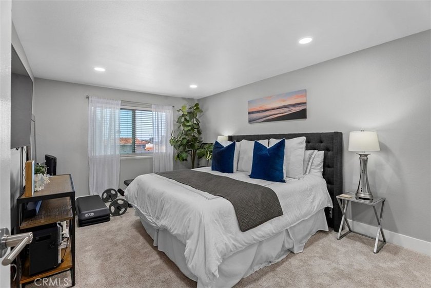Beautifully remodeled residence at Ocean Fairways Condominiums - photo 13