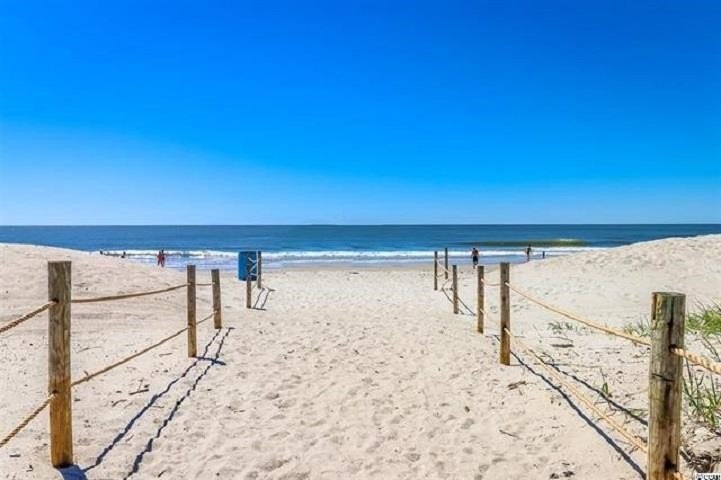 This very open and spacious 3 Bedroom, 2 Bath beach house is - photo 25
