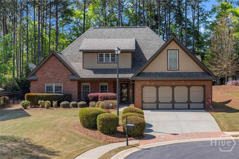 True single-level living behind the gates of Rowan Oak - and one - photo 4