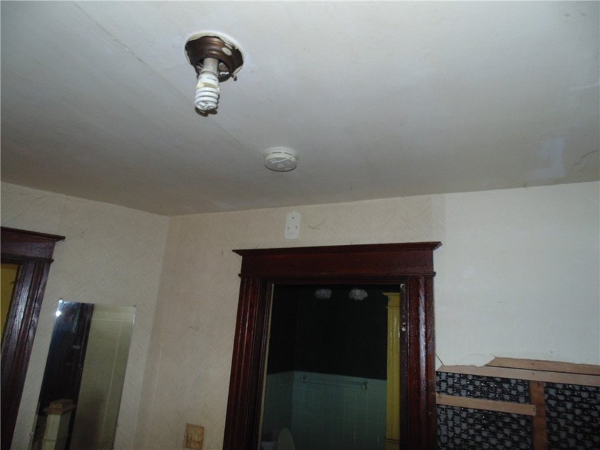 This 4 Bedroom, 2 Bath Colonial was built in 1890. It is being - photo 24