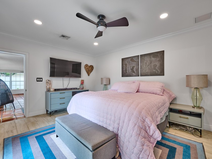 Welcome to your charming and bright Royal Oak Hills home in Boca - photo 33