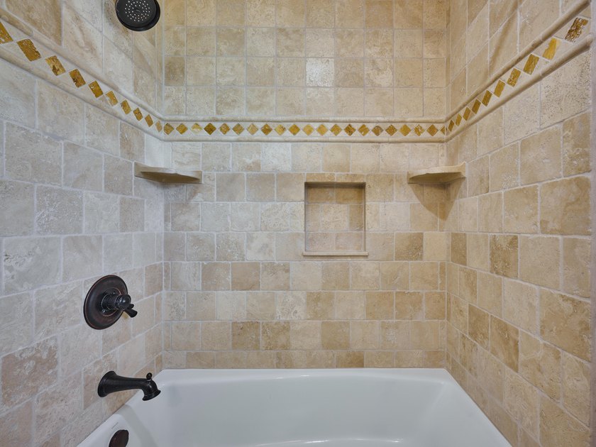 Welcome to your charming and bright Royal Oak Hills home in Boca - photo 41