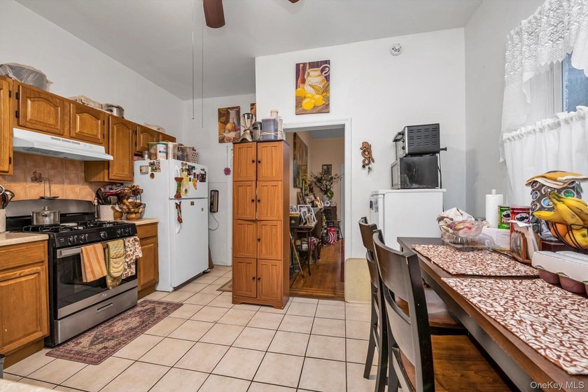 Welcome to this well maintained and updated 2-unit brick home - photo 4