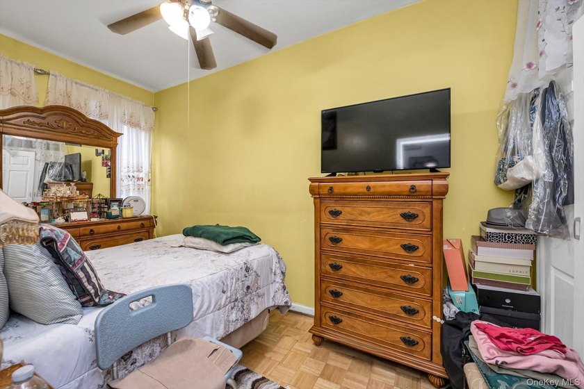 Welcome to this well maintained and updated 2-unit brick home - photo 7