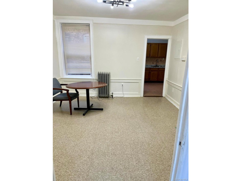 Welcome to this well maintained and updated 2-unit brick home - photo 9