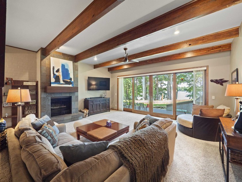 Dream location on the Waupaca Chain O' Lakes! Renovated Wingspan - photo 23