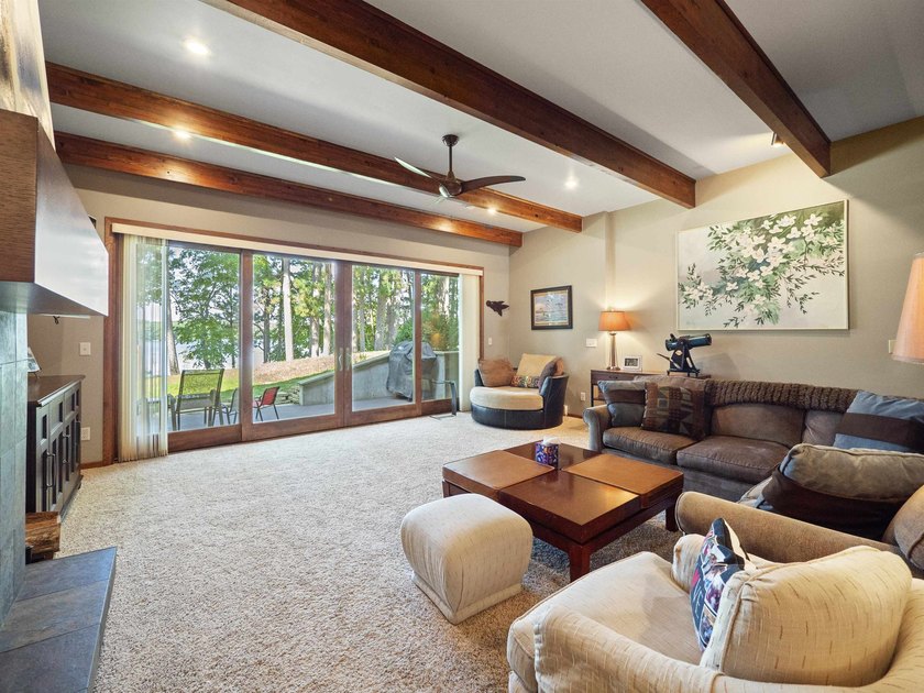 Dream location on the Waupaca Chain O' Lakes! Renovated Wingspan - photo 24