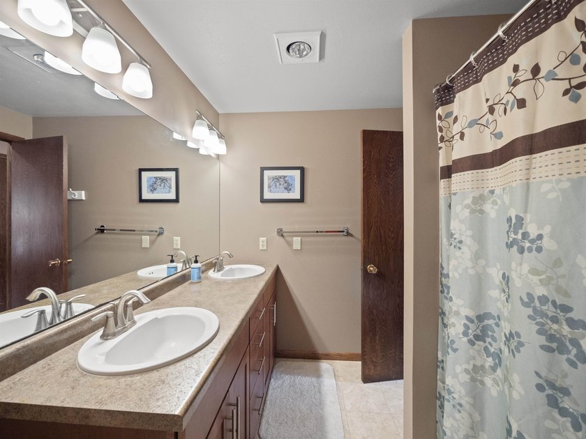 Dream location on the Waupaca Chain O' Lakes! Renovated Wingspan - photo 40