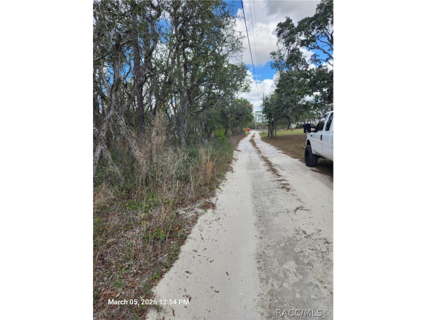 Take a look at the 360 view to get a better look at the layout - photo 5