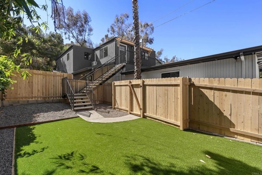 Rare opportunity to own a fully remodeled property in the heart - photo 35