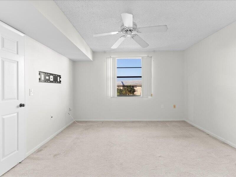 PRICE REDUCED! Exceptional value in Whitehall Village! This - photo 16