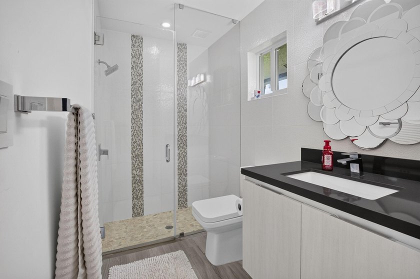 Welcome to 3245 Saint James Dr. in Woodfield Hunt Club, a gated - photo 36