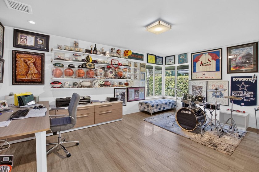 Welcome to 3245 Saint James Dr. in Woodfield Hunt Club, a gated - photo 46