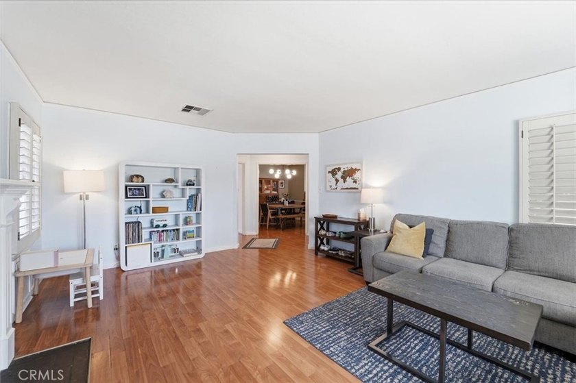 Welcome to this beautiful traditional home, where classic 1940s - photo 5