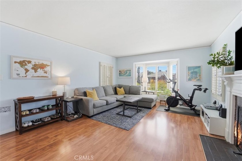 Welcome to this beautiful traditional home, where classic 1940s - photo 7