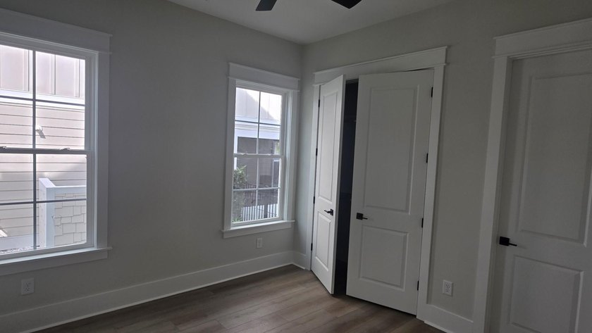NEW CONSTRUCTION WITH A PRIVATE POOL CURRENTLY UNDER - photo 18