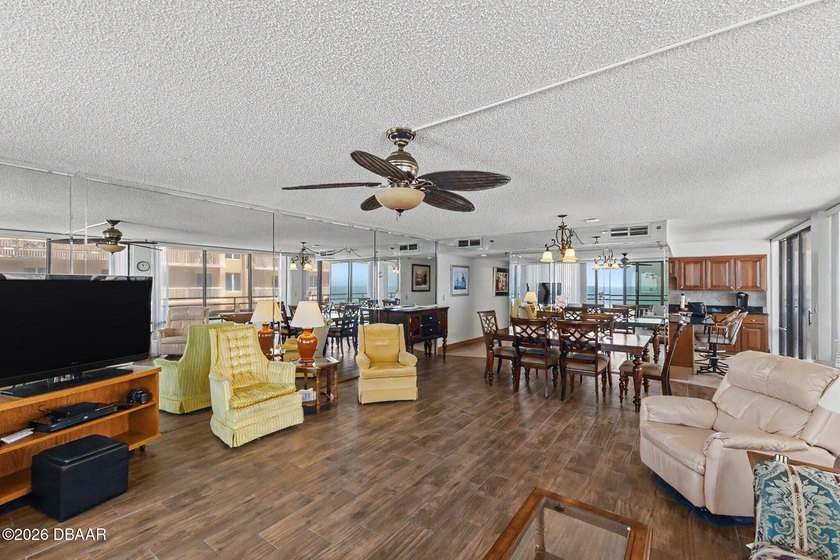 OWNER FINANCING AVAILABLE with $100,000 down, 7 percent interest - photo 39