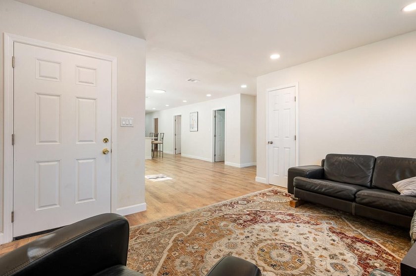- Turn-Key One Story Home - Welcome to 841 Georgia! This - photo 10