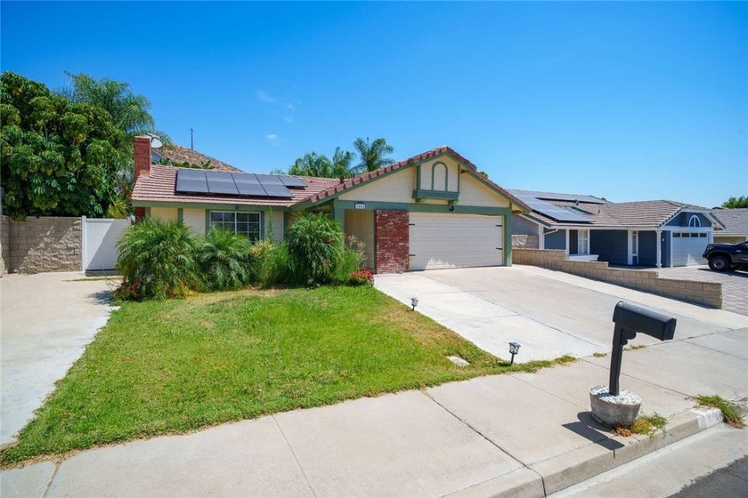 3484 Cherry Blossom Ln - photo 2