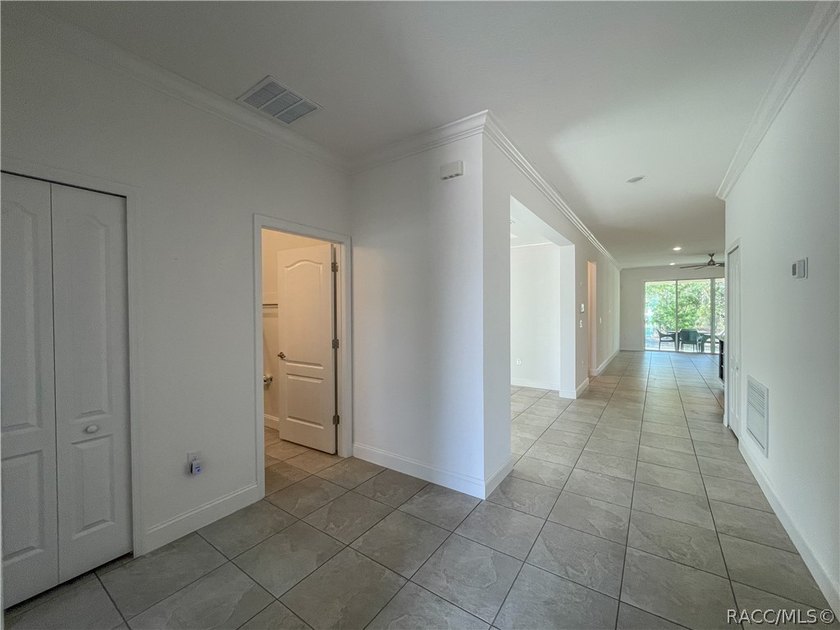 Move-in ready and situated on a desirable corner double lot - photo 4