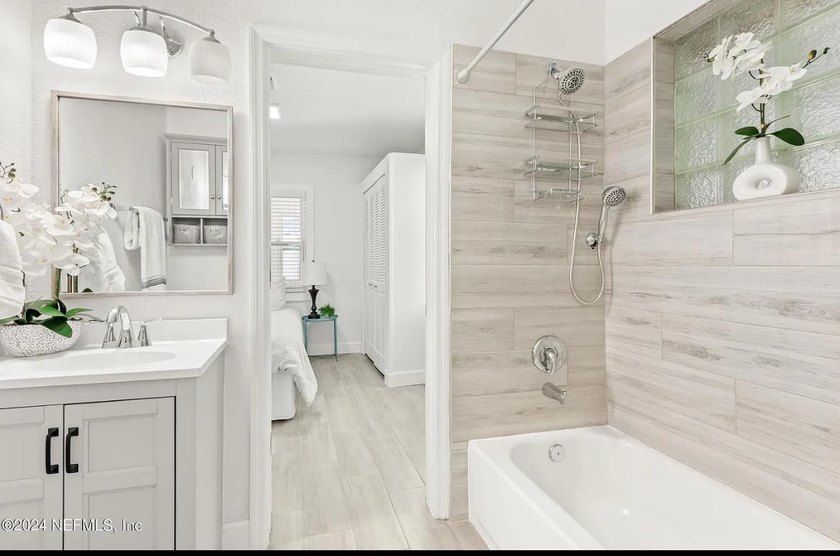 Price change, bring your best offer! Come view this amazing - photo 20