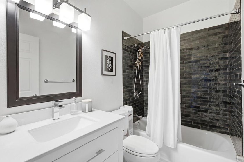 xperience the best of North Park living at 3928 1/2 Iowa Street - photo 23