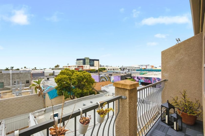 xperience the best of North Park living at 3928 1/2 Iowa Street - photo 24