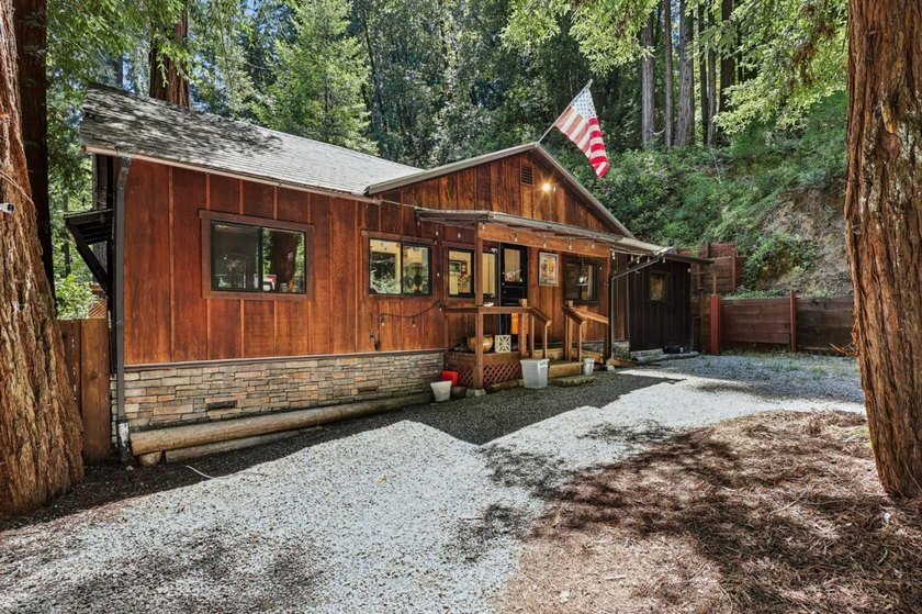 Experience the perfect blend of serenity, privacy, and modern - photo 2