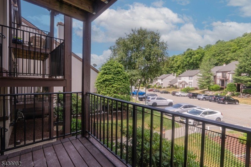 Turnkey fully renovated multi-level condo that checks every box! - photo 14