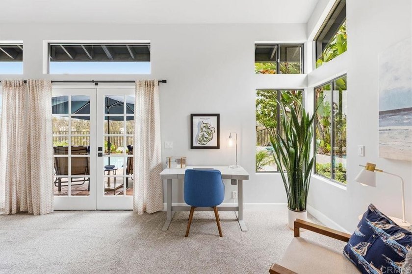 Call Summer Crabtree for a private - photo 17
