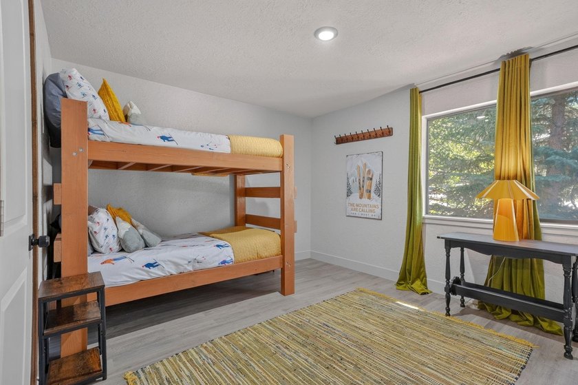 Completely updated and meticulously remodeled from top to bottom - photo 35